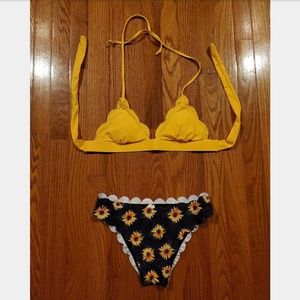 Floral Sunflower Scalloped Trim Bikini